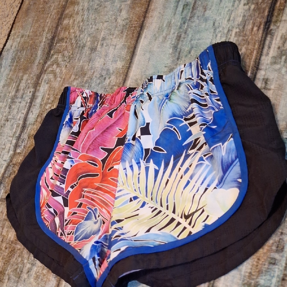 🔥 3 for $25 SALE Pink &  Blue Athletic Shorts Vibrant Design. NWOT Size Small